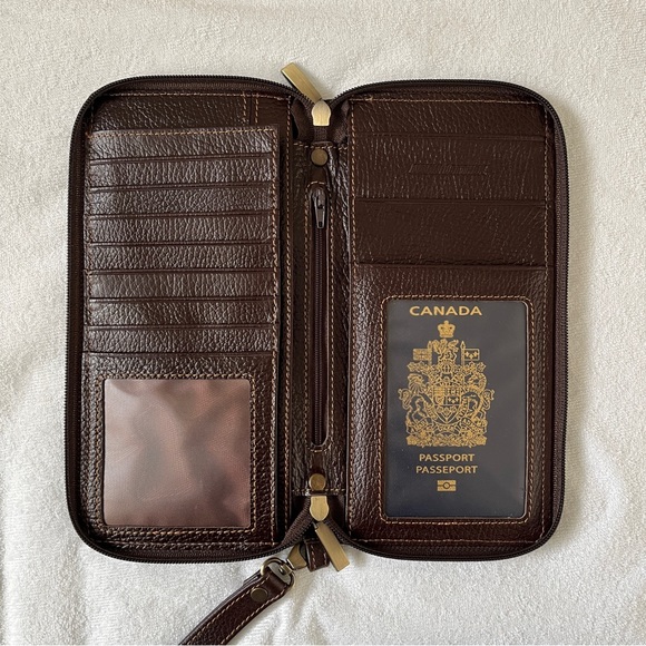 Travel/Passport Wallet - Picture 5 of 8